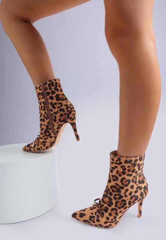 Vilda Leopard Print Stiletto Boots