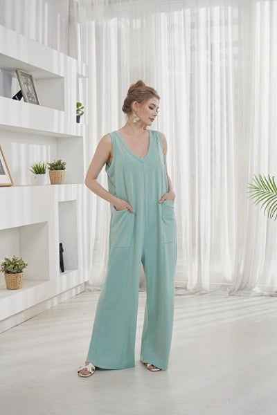 Plus Oversized Patched Pocket V-Neck Jumpsuit