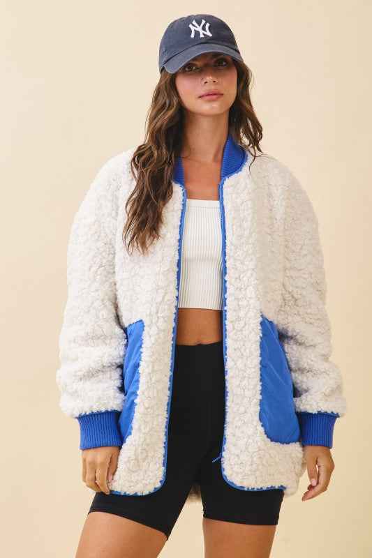 Textured Contrast Pocket Fleece Jacket