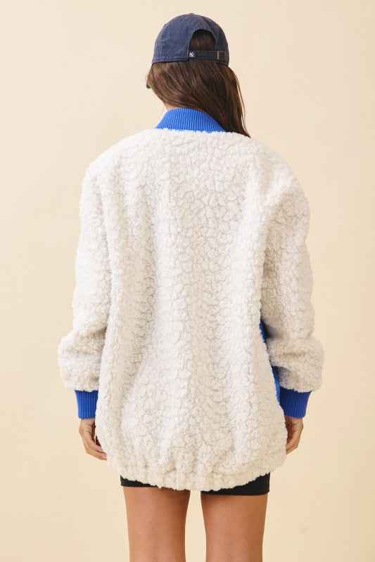 Textured Contrast Pocket Fleece Jacket