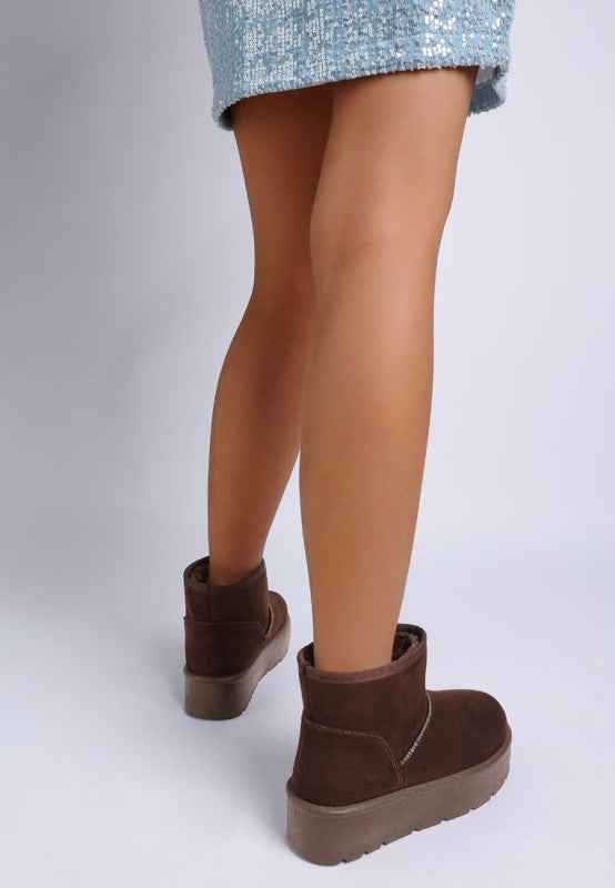 Derta Soft Microfiber Snow Boots