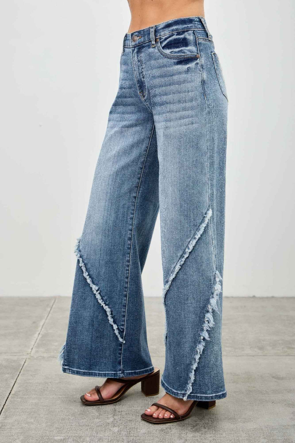 Mid Rise Wide Frayed Seam