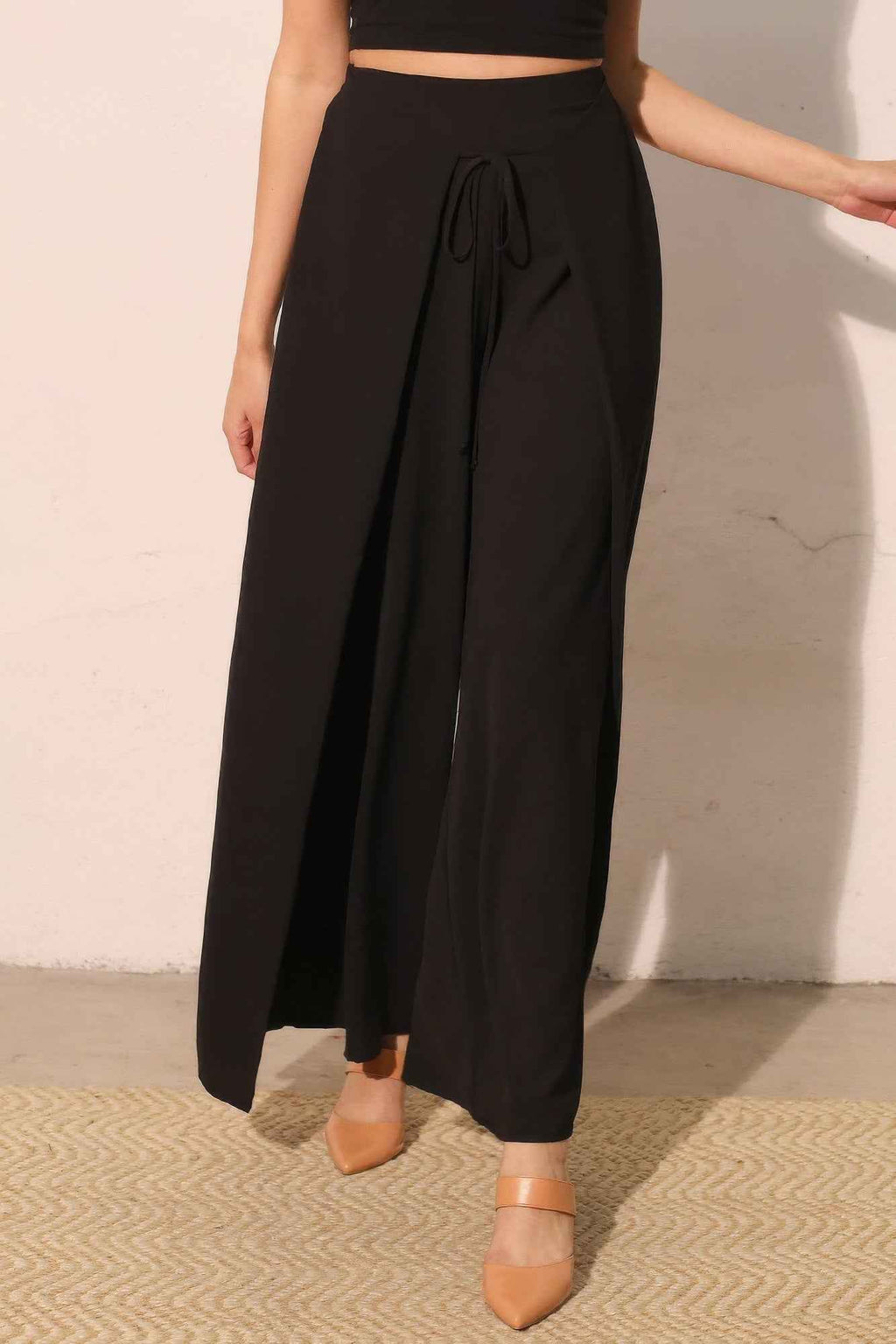Matte Crepe Overlap Pants