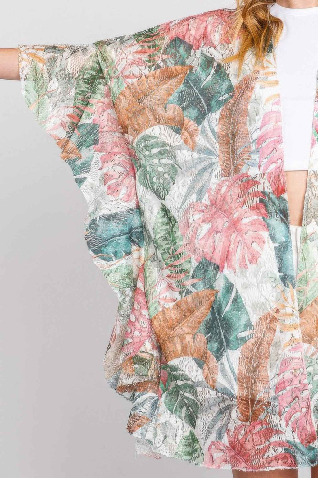 Ruffle Lined Tropical Leaves Print Open Frontcover