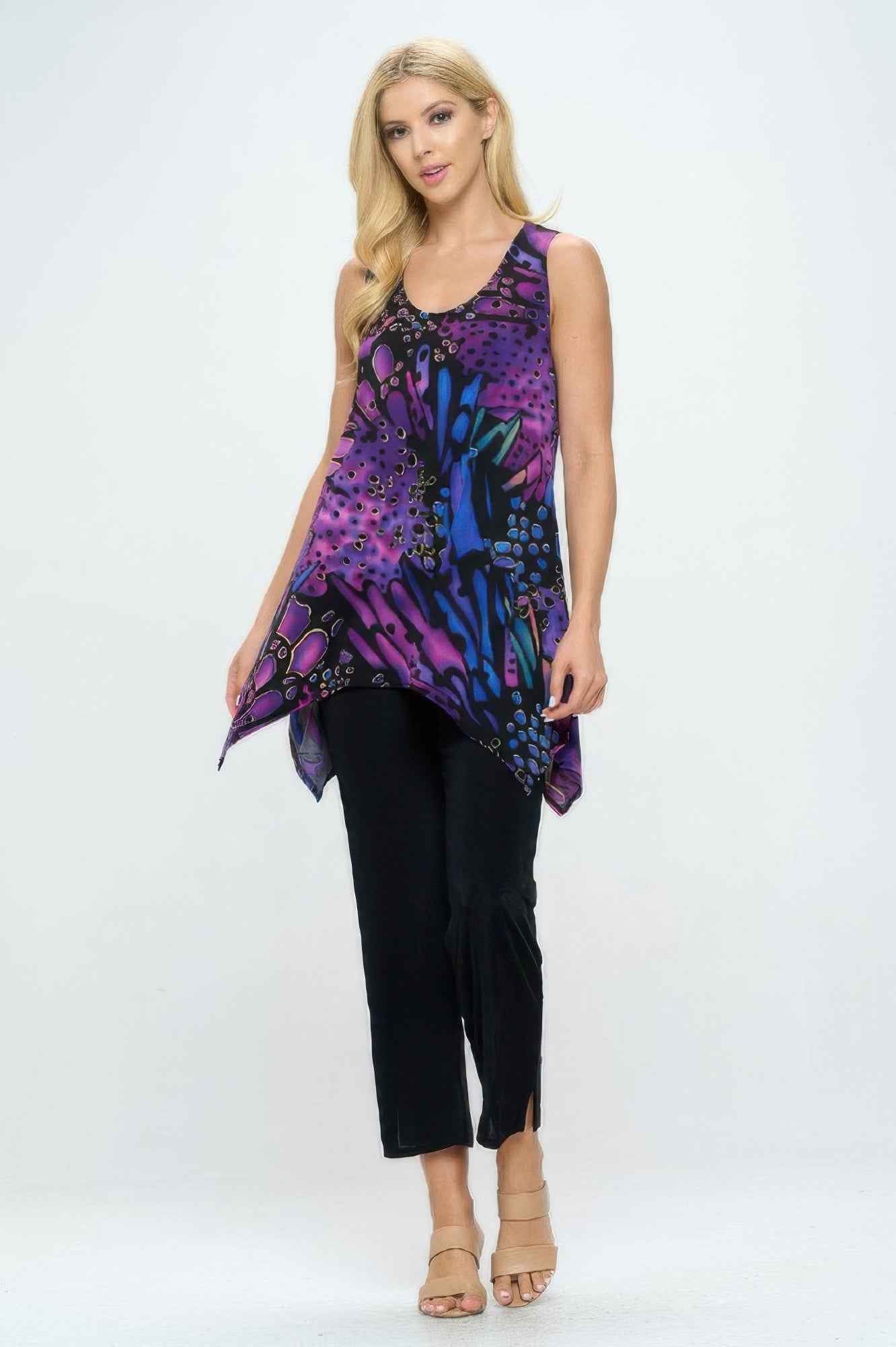 Plus Size Hit Shark Bite Hem Tank