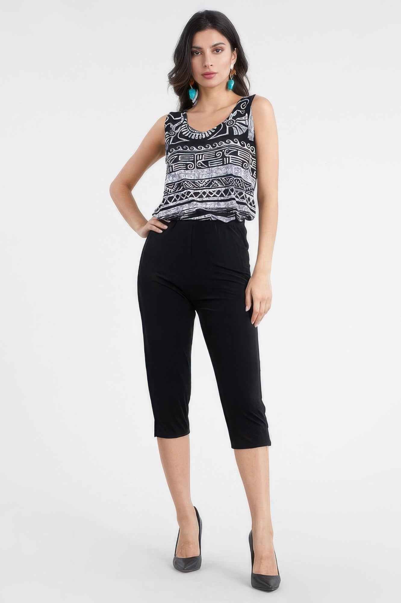 Stretchy Solid Capri Pants