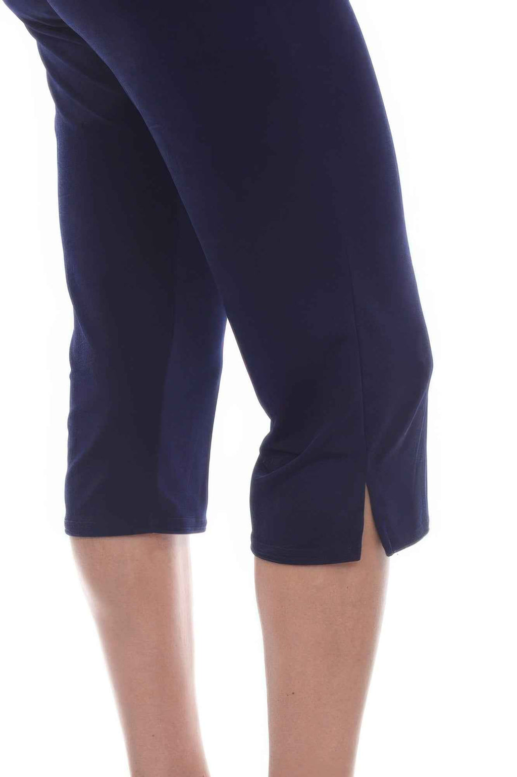 Stretchy Solid Capri Pants