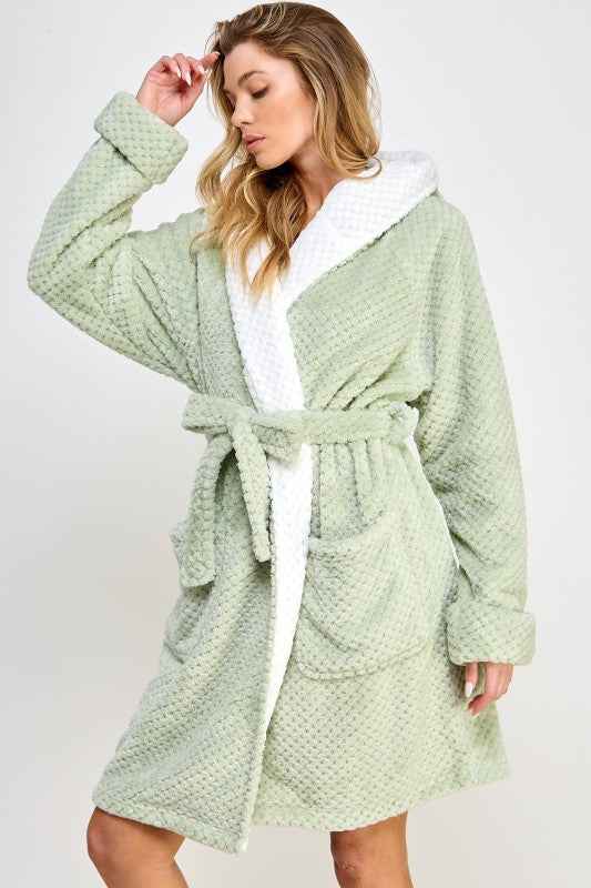 2483 Bailey Robe