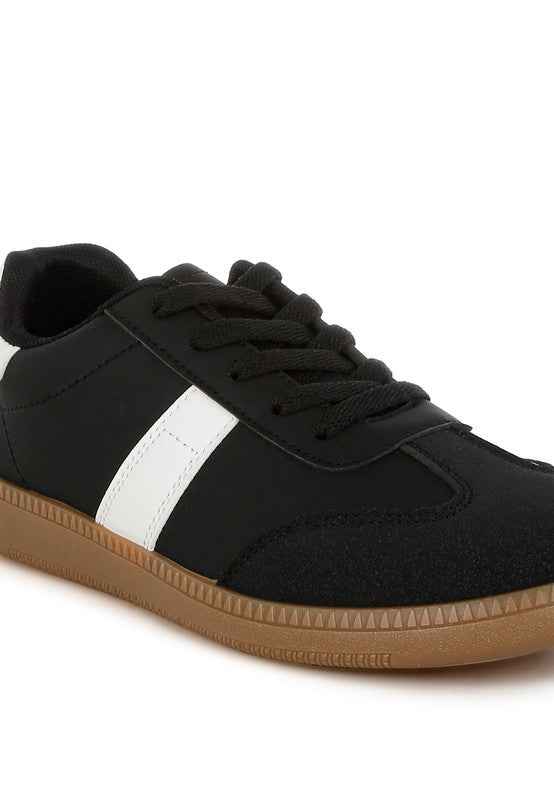 Crossover Classic Lace-Up Flatform Sneaker