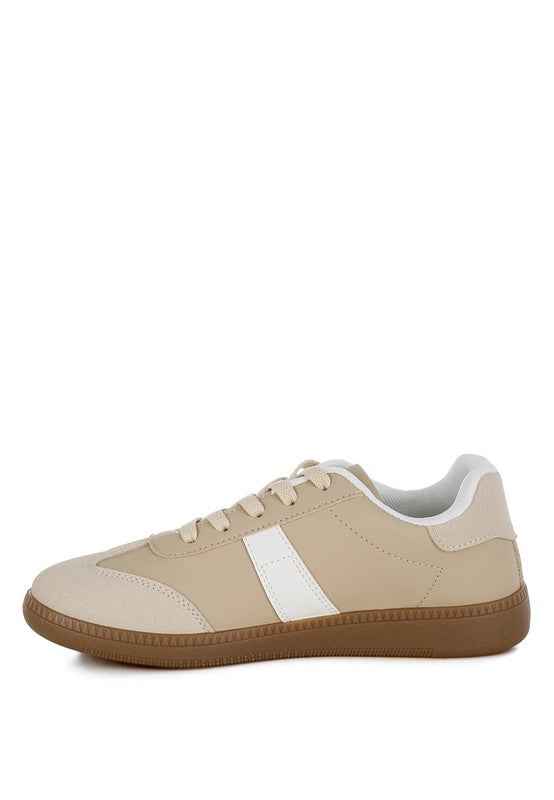 Crossover Classic Lace-Up Flatform Sneaker